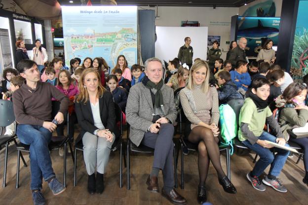 El CEIP Antonio Machado de Estepona recibe el premio 'Recapacicla' sobre el reciclaje