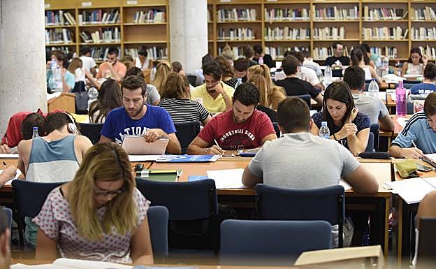 Han conseguido bonificación de su matrícula 7.658 estudiantes