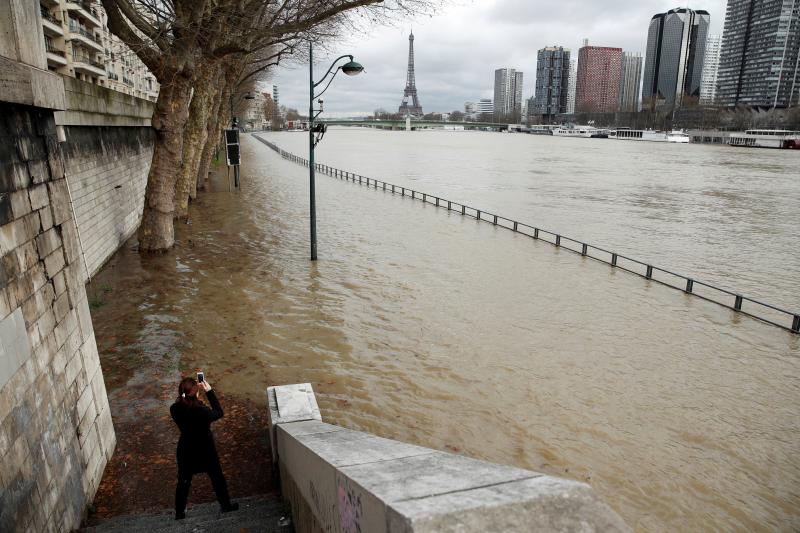 El río podría aumentar seis metros a finales de semana y superar el récord registrado en junio de 2016