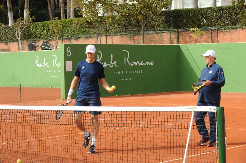 Las instalaciones del Club Puente Romano ultiman su preparación para albergar el torneo este fin de semana