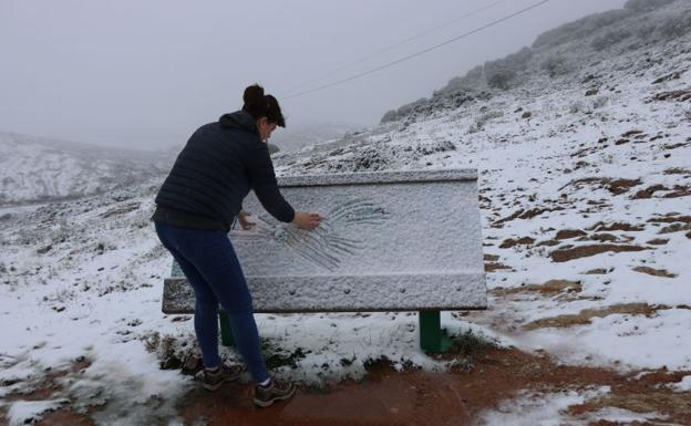 Aemet mantiene el aviso por nieve en las comarcas de Antequera y Ronda