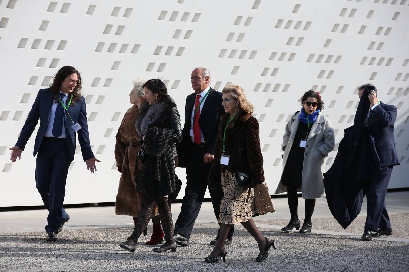 Don Felipe y Doña Letizia presiden la ceremonia en el Pompidou