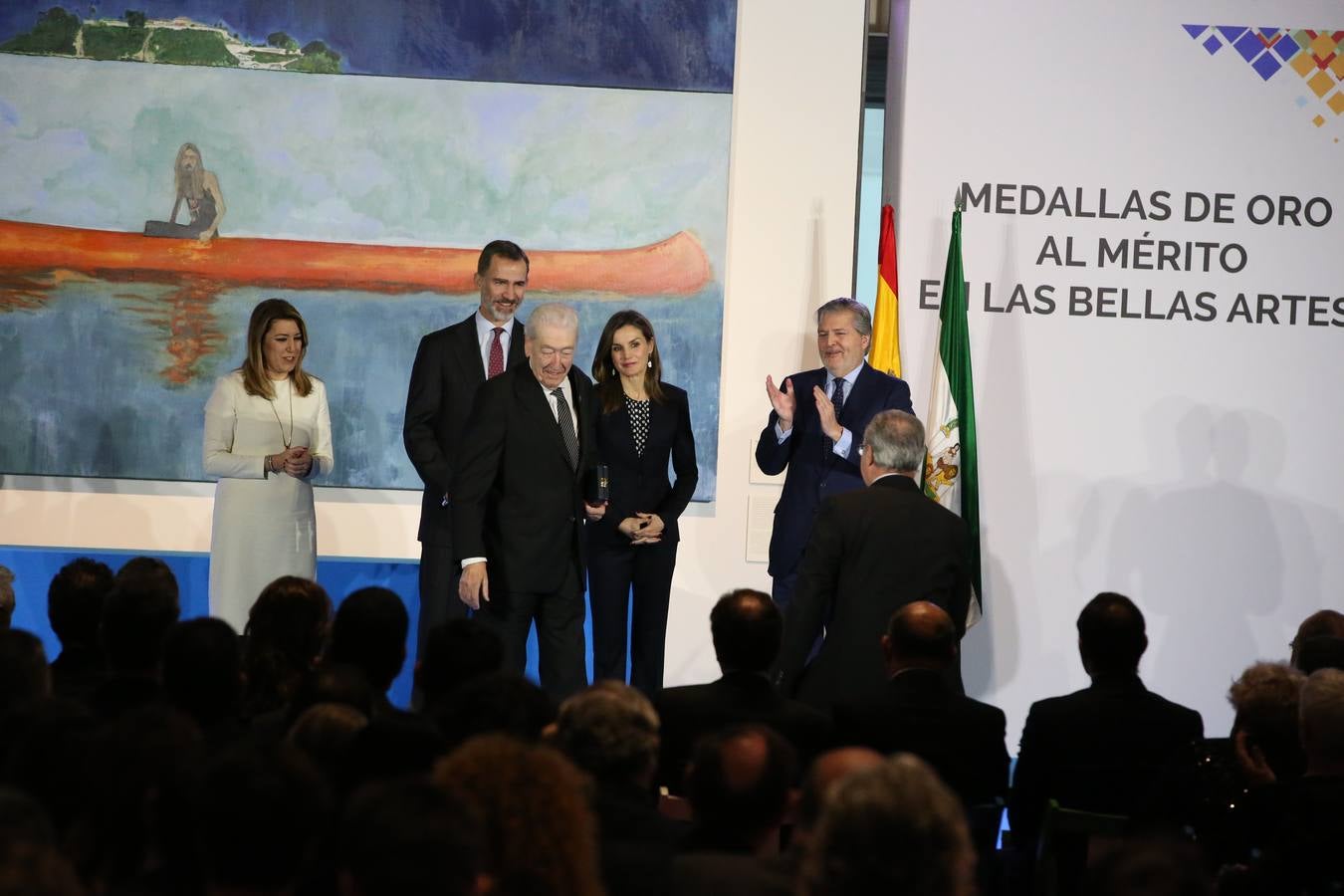 Don Felipe y Doña Letizia presiden la ceremonia en el Pompidou