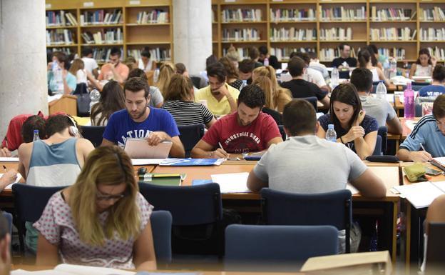 La medida de bonificación de matrículas universitarias beneficia este curso a 8.135 alumnos malagueños 