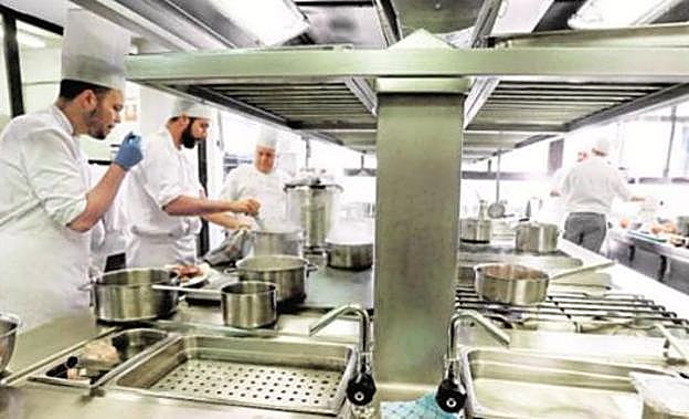 La Junta reitera que la apertura del restaurante de La Cónsula está pendiente de la publicación de los precios