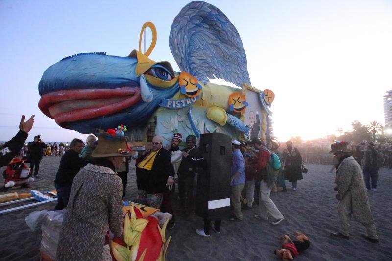 Numeroso público asiste a esta actividad, que pone fin al Carnaval de Málaga