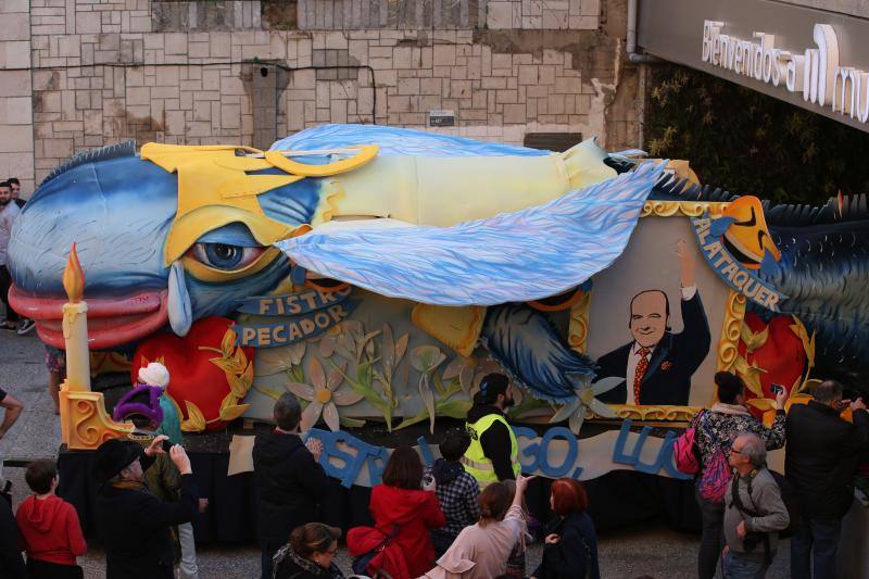 Numeroso público asiste a esta actividad, que pone fin al Carnaval de Málaga