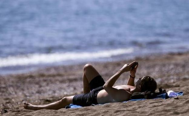 La llegada del 'terral de invierno' disparará los termómetros en Málaga hasta los 22 grados