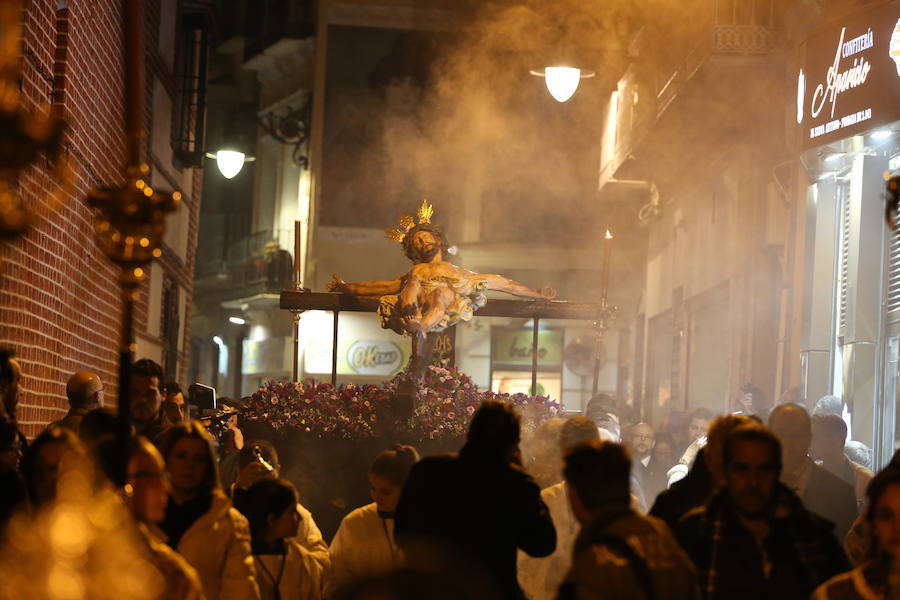 La imagen, que cumple 25 años, ha visitado la Catedral para presidir el rezo de las estaciones