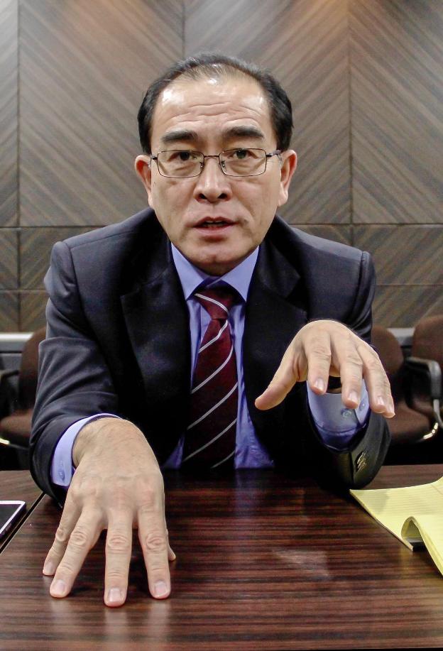 Thae Yong-ho asesora a Corea del Sur en el Instituto para la Estrategia de Seguridad Nacional. :: P. M. díez