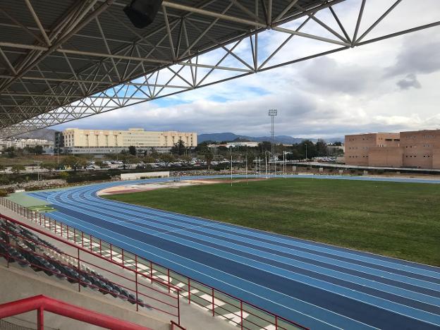 La UMA estrena pista de atletismo
