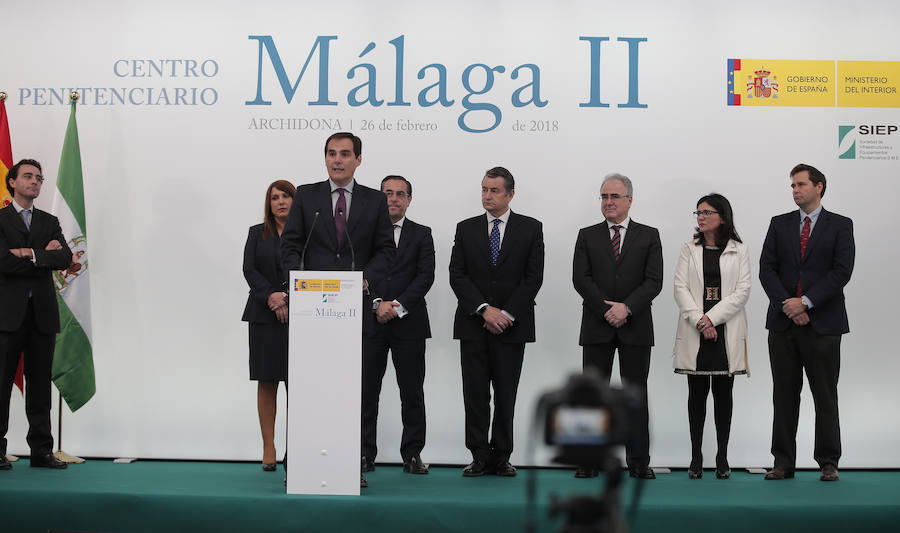 El centro penitenciario Málaga II, ubicado en Archidona, tiene 1.008 celdas en las que se pueden internar en torno a 2.000 reclusos. 