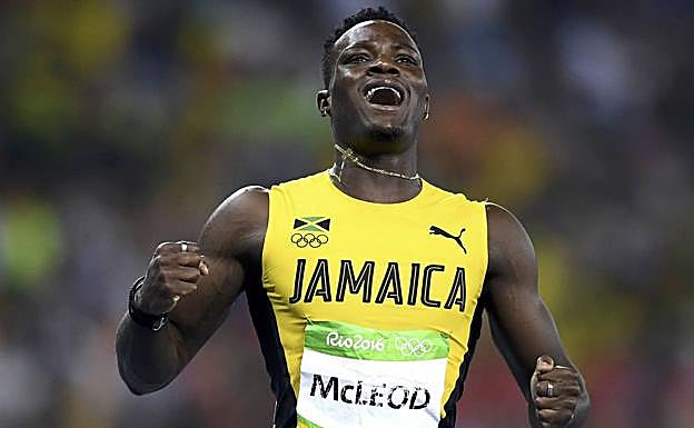 El atleta jamaicano Omar McLeod. 