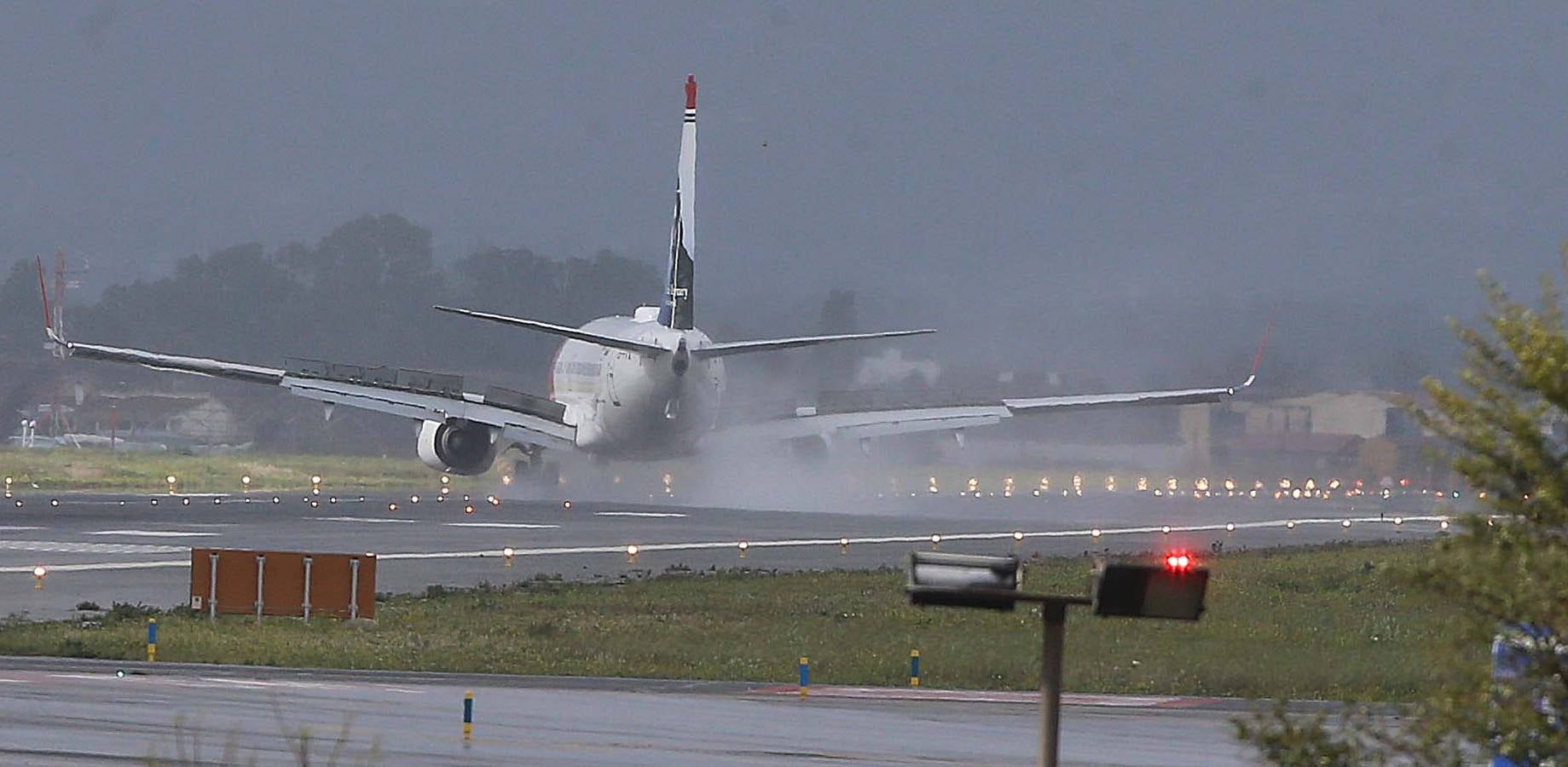 En todos los casos se debe a la meteorología adversa en Irlanda y Reino Unido y no a problemas en la capital malagueña