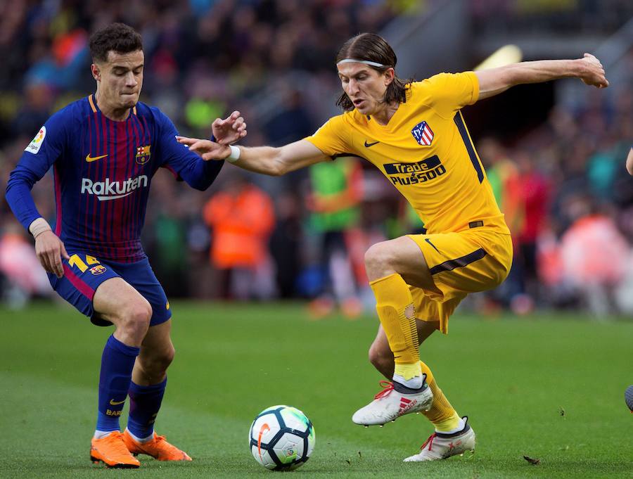 Un gran gol de Messi de falta le basta al equipo azulgrana para ganar media liga en el Camp Nou y frenar las aspiraciones del conjunto de Simeone.