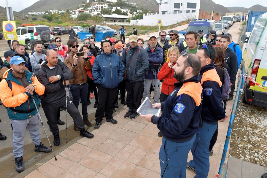 Patricia Ramírez y Ángel Cruz, los padres de Gabriel, el menor desaparecido hace once días en Níjar, han encabezado la concentración que ha tenido lugar este viernes en Almería para reclamar el regreso a casa de su hijo. 