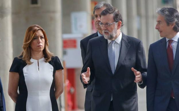 Susana Díaz y Mariano Rajoy, en una foto de archivo. 