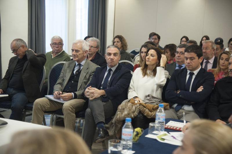 La Asociación de Periodistas Deportivos de Málaga reunió esta mañana a directores de medios de comunicación y a deportistas locales destacadas para analizar esta realidad