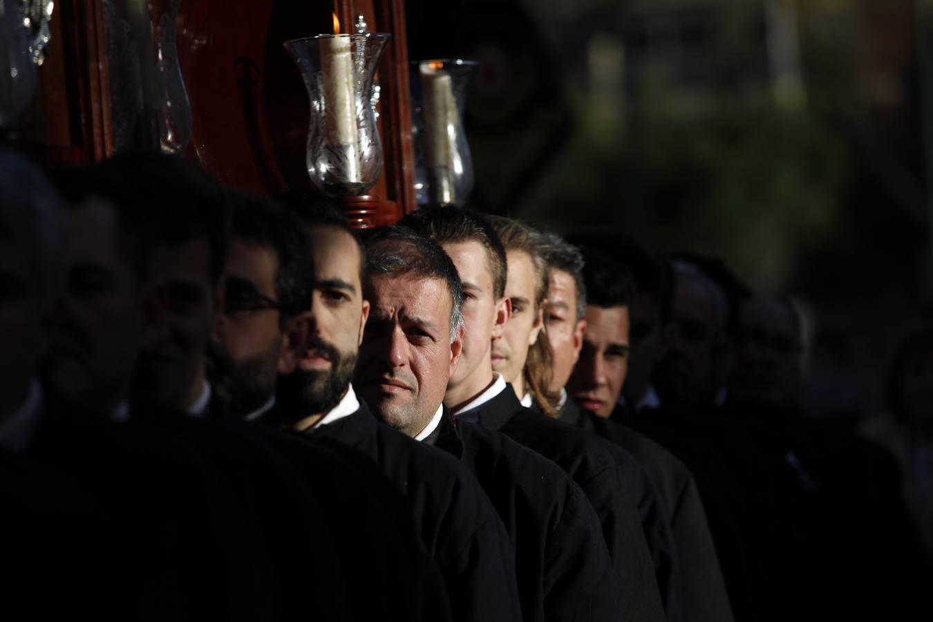 Fotos: Fotos de las procesiones y traslados del Sábado de Pasión