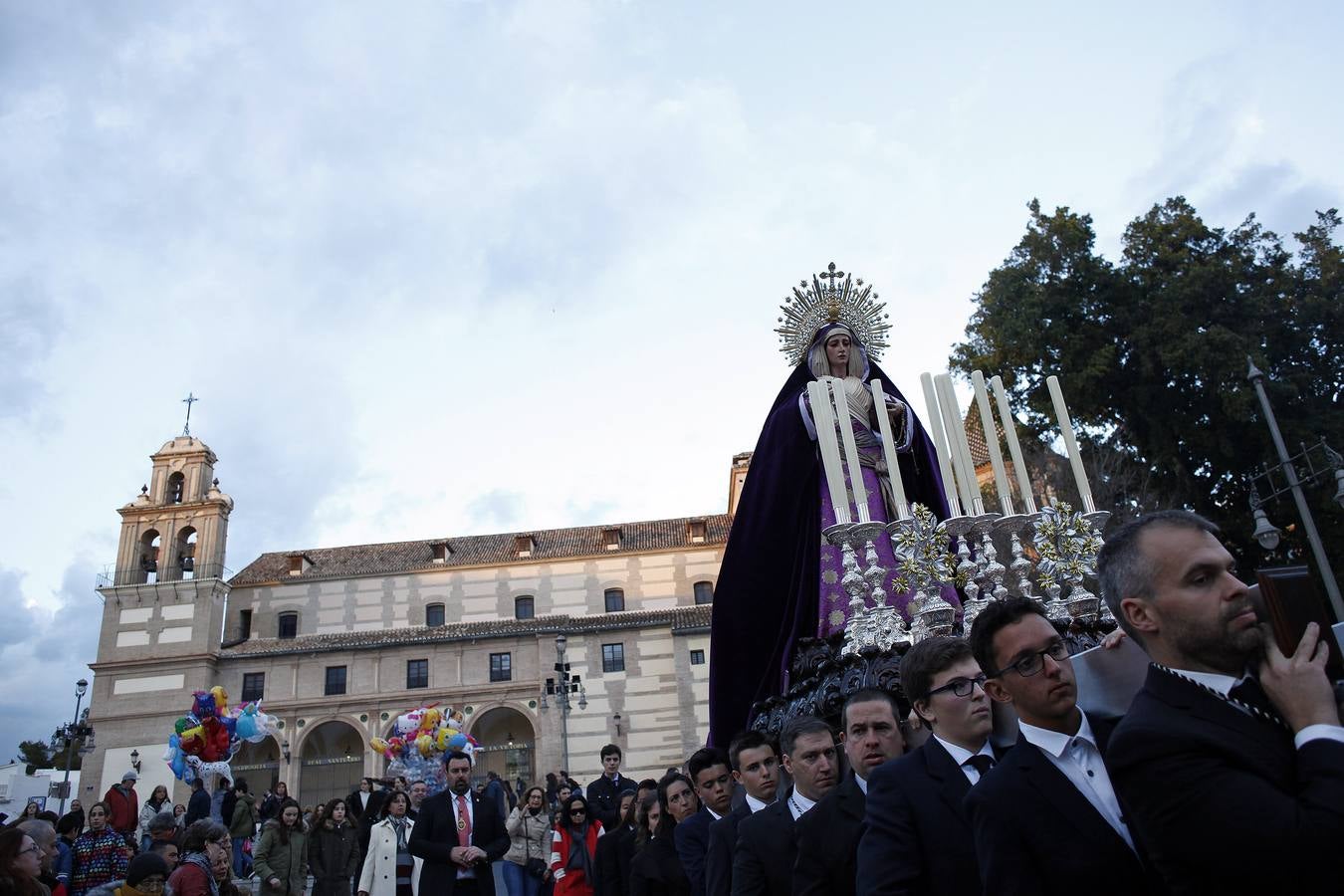 Fotos: Fotos de las procesiones y traslados del Sábado de Pasión