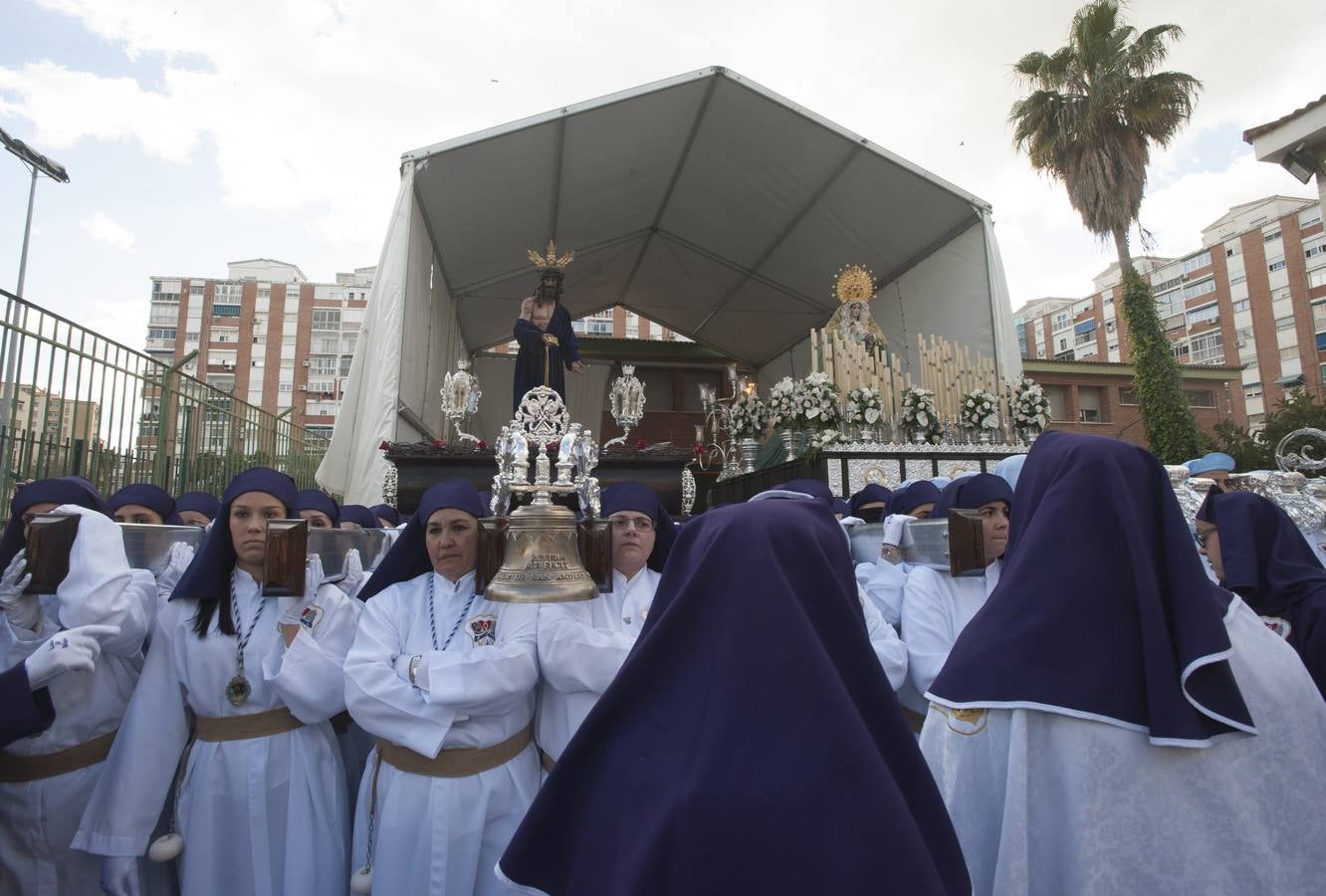 Fotos: Fotos de las procesiones y traslados del Sábado de Pasión
