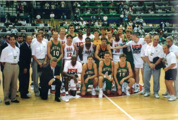 Las selecciones de Lituania y Estados Unidos, en Barcelona 92. 