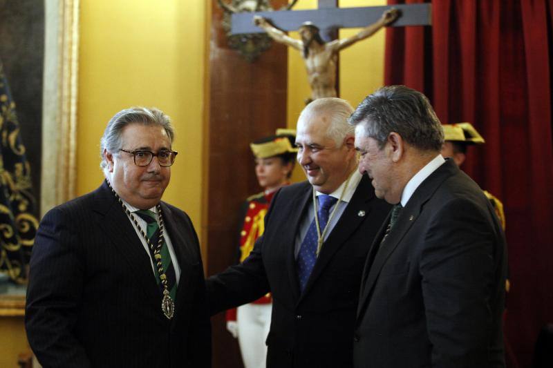 Semana Santa Málaga | Fotos Miércoles Santo | Tres ministros y la presidenta de la Junta asisten hoy a la Semana Santa de Málaga