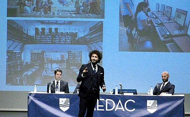 EL MUNDO ES DE LA FP