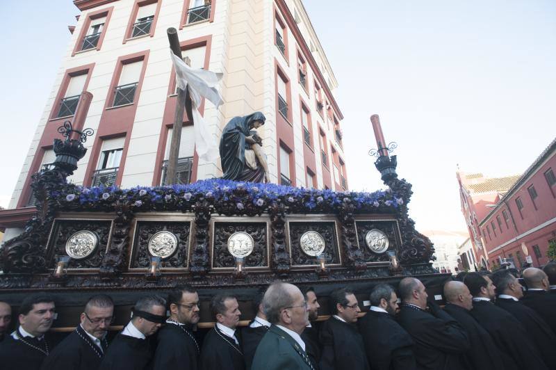 Fotos de los desfiles de Dolores de San Juan, Monte Calvario, Descendimiento, Santo Traslado, Amor y Caridad, Piedad, Sepulcro y Servitas