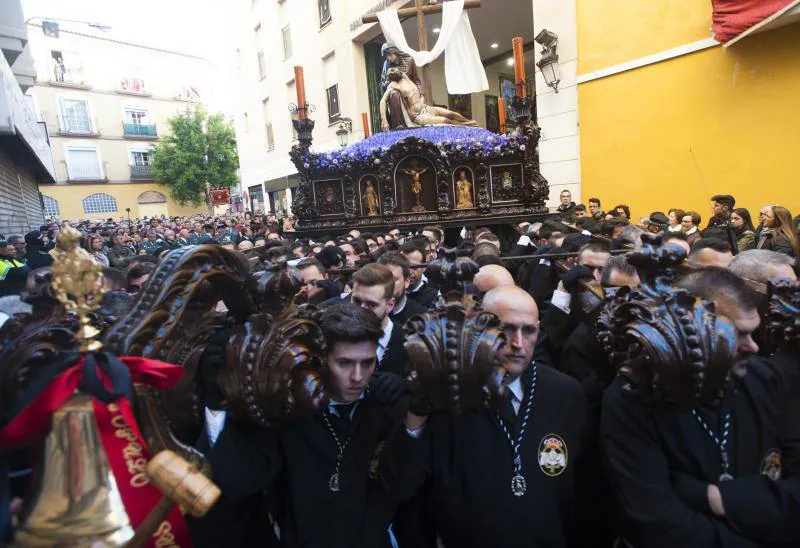 Fotos de los desfiles de Dolores de San Juan, Monte Calvario, Descendimiento, Santo Traslado, Amor y Caridad, Piedad, Sepulcro y Servitas