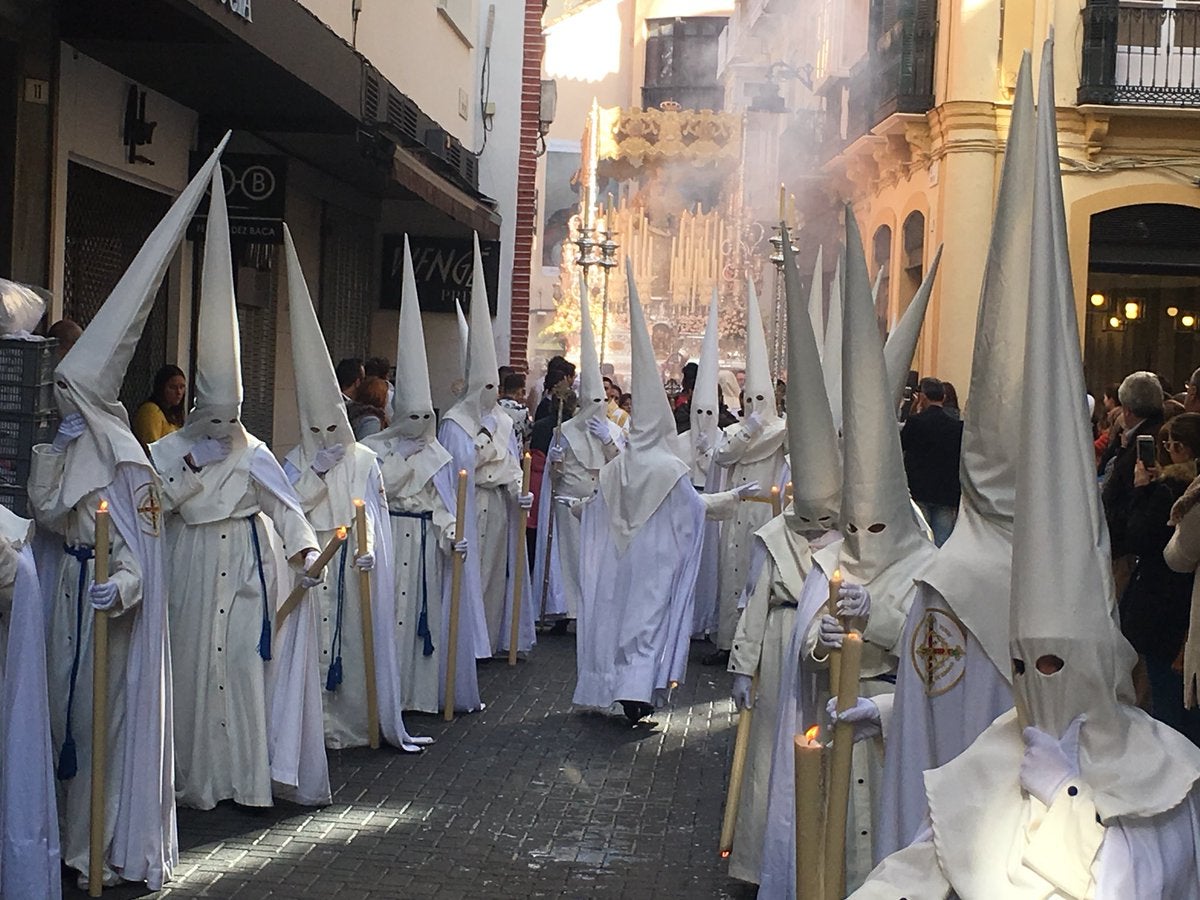 Semana Santa de Málaga | Fotos de la procesión del Resucitado el Domingo de Resurrección de 2018