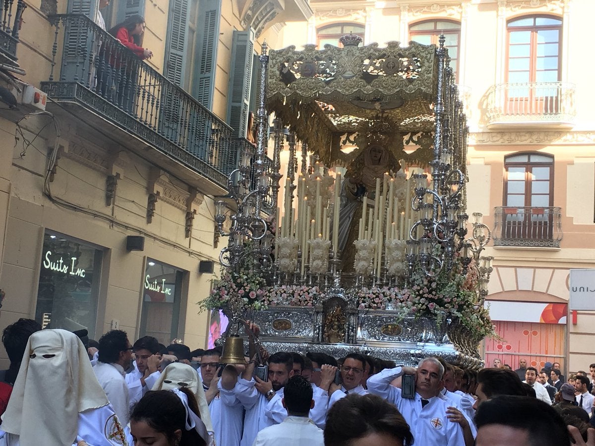 Semana Santa de Málaga | Fotos de la procesión del Resucitado el Domingo de Resurrección de 2018