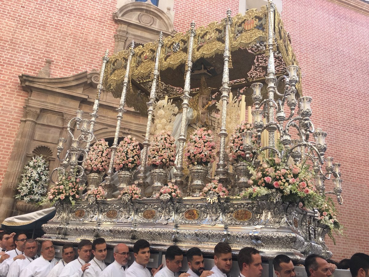 Semana Santa de Málaga | Fotos de la procesión del Resucitado el Domingo de Resurrección de 2018