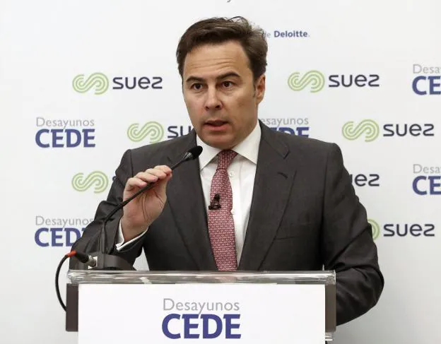 El presidente de El Corte Inglés, Dimas Gimeno, ayer durante su conferencia en Madrid. :: efe