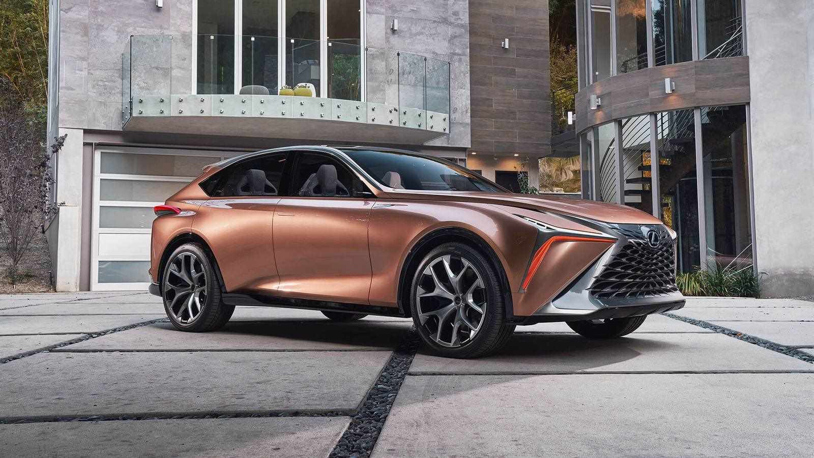 Lexus adelanta el futuro con el prototipo LF-1 Limitless, un modelo tipo 'crossover' que se encuadra en el tope de gama de vehículos de lujo y supondrá el buque insignia del fabricante nipón.