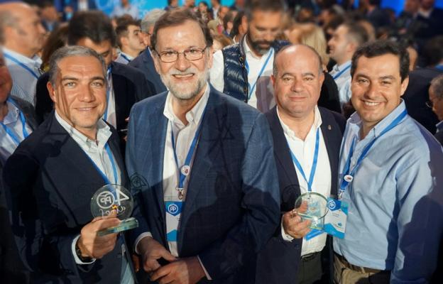 Elías Bendodo, Mariano Rajoy, Manuel Barón y Juanma Moreno. :: sur