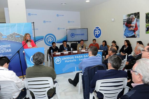 Ángeles Muñoz, ayer, en el Comité Ejecutivo Local del PP en Marbella.