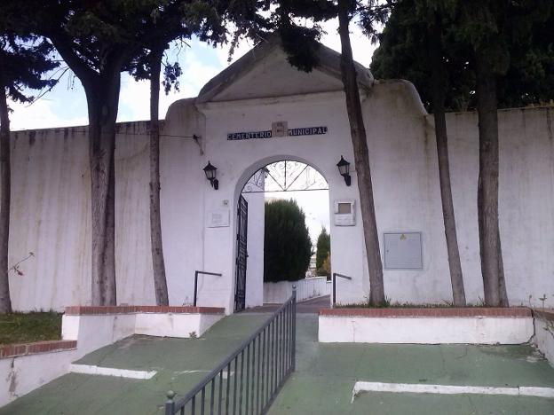 Entrada del cementerio antiguo.