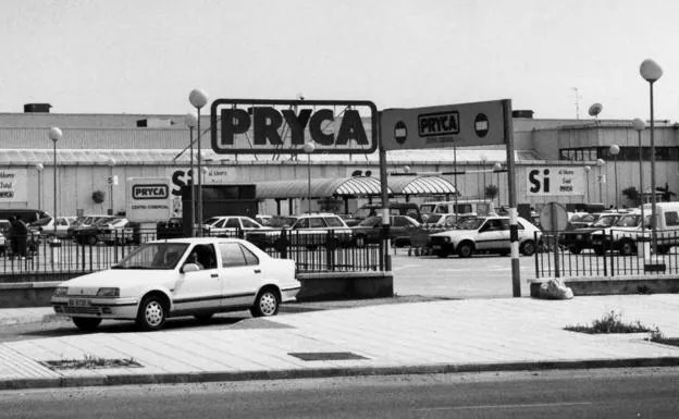Un centro comercial de Pryca 
