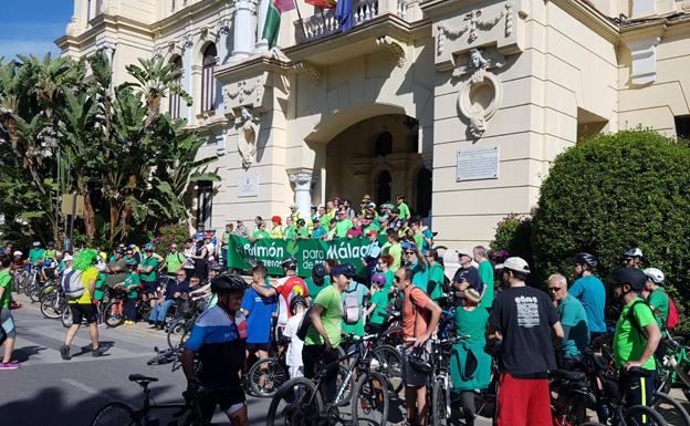 Imagen de los participantes en el Ayuntamiento de Málaga. 