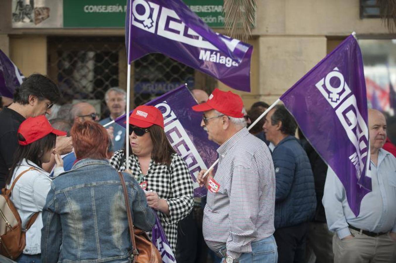 Miles de malagueños participan en la marcha del Día del Trabajo, convocada por CCOO y UGT y apoyada por partidos y colectivos de izquierda