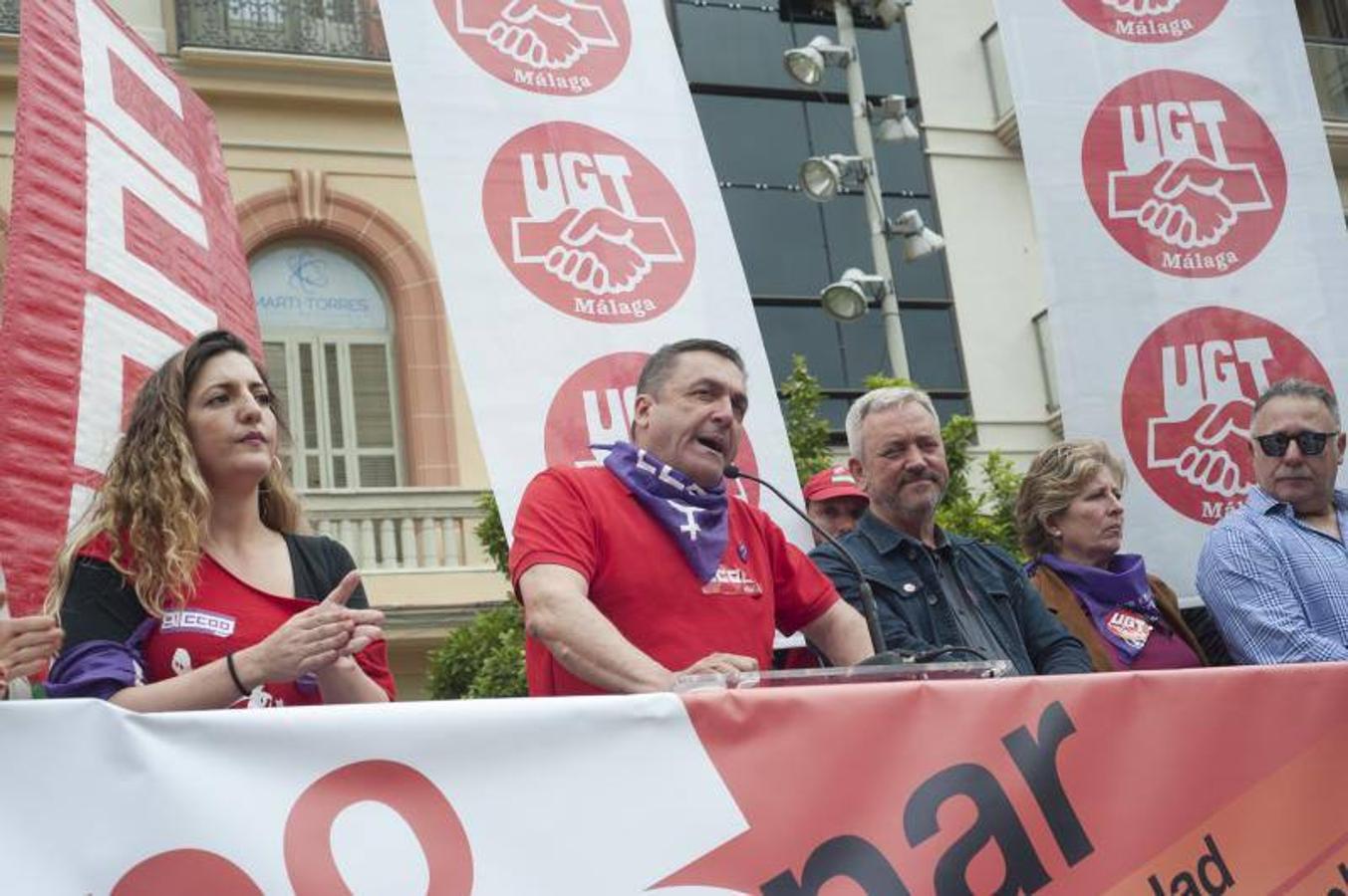 Miles de malagueños participan en la marcha del Día del Trabajo, convocada por CCOO y UGT y apoyada por partidos y colectivos de izquierda