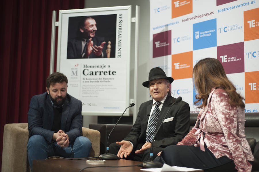 El veterano bailaor deja su impronta en el teatro malagueño antes de recibir un homenaje 