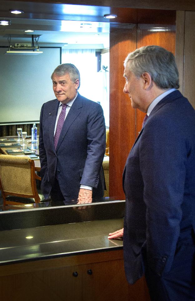 El presidente del Parlamento Europeo, Antonio Tajani, ayer en un hotel madrileño. :: alberto ferreras