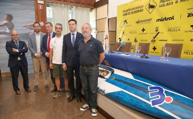 Carmona, Verde, Miranda, Toro, Martín y García, ayer en la presentación del desafío. 