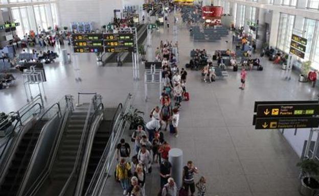 El Aeropuerto de Málaga roza los 1,7 los millones de viajeros