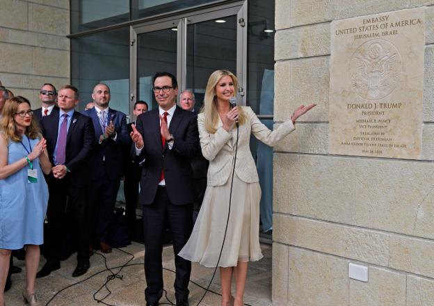 Ivanka Trump inaugura, ayer, la polémica embajada de Estados Unidos en Jerusalén. :: M. KAHANA / afp