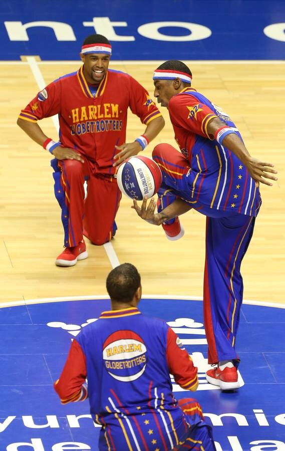 Fotos: El espectáculo de los Harlem Globetrotters en Málaga