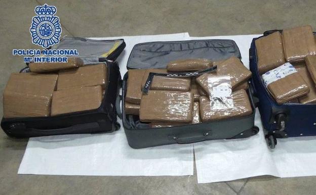 Cuatro detenidos por llevar 86 kilos de cocaína en su vehículo en Benalmádena