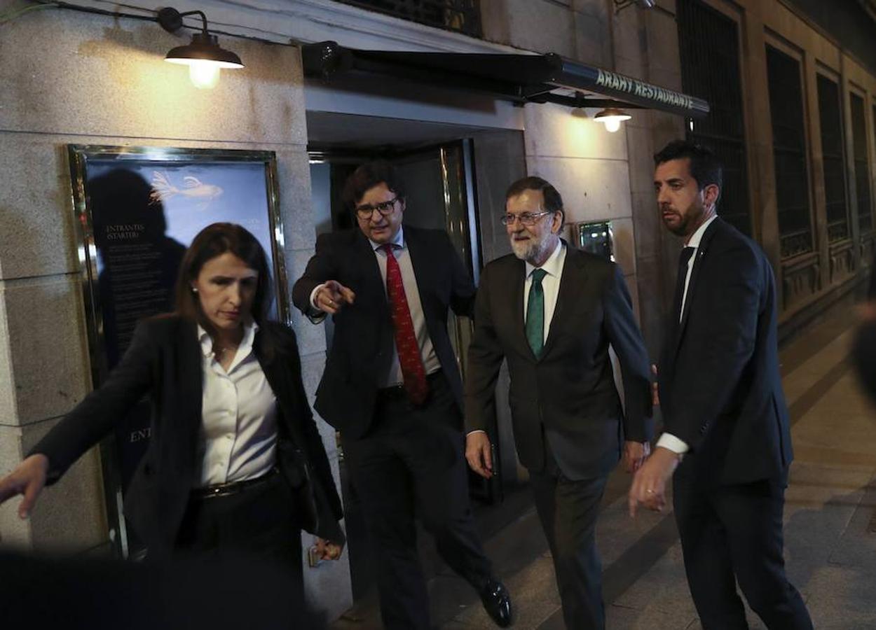 El PNV facilita el éxito de la moción y Pedro Sánchez se hace con la Presidencia del Gobierno.